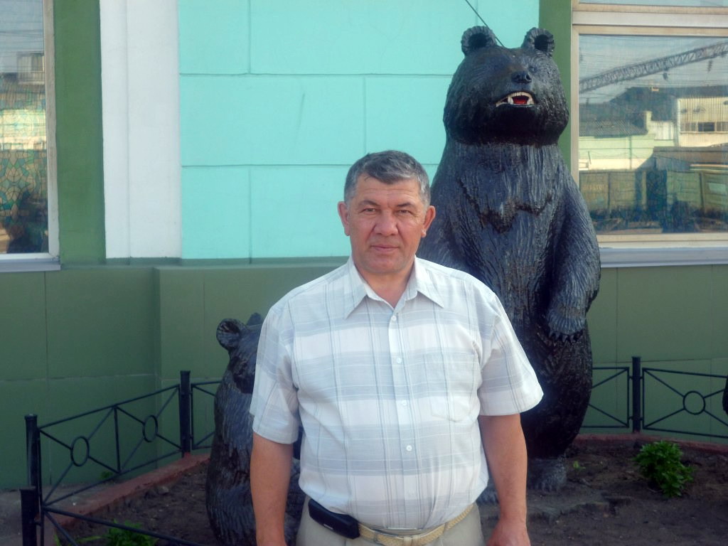 Два медведя.