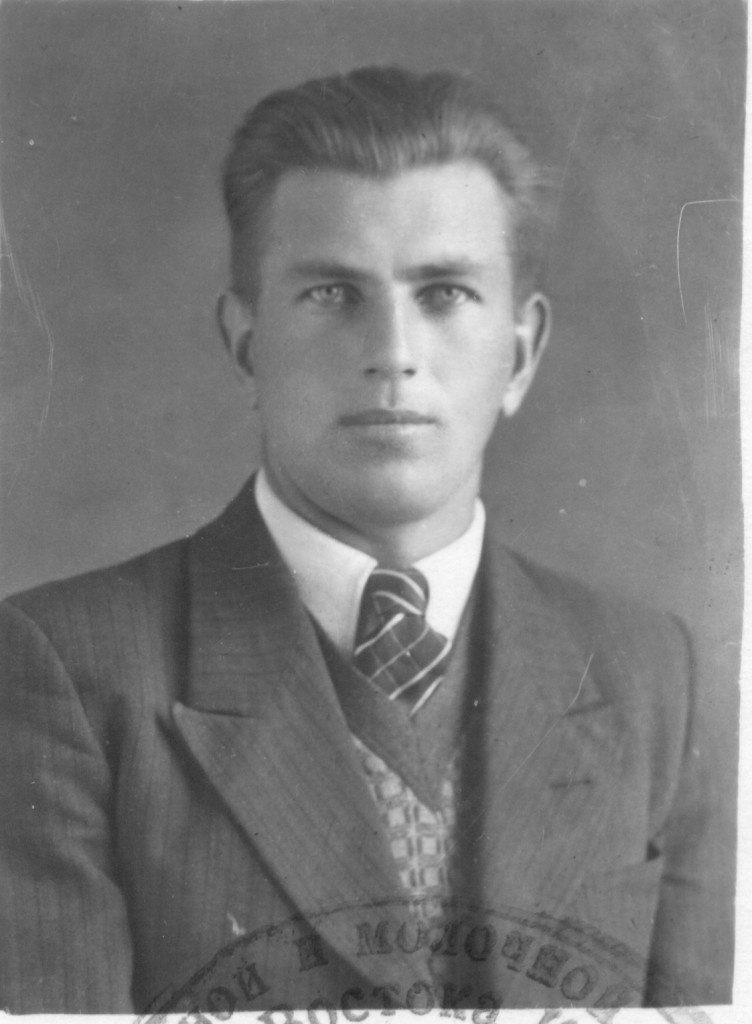 Мой отец - Савьяк Степан Александрович.