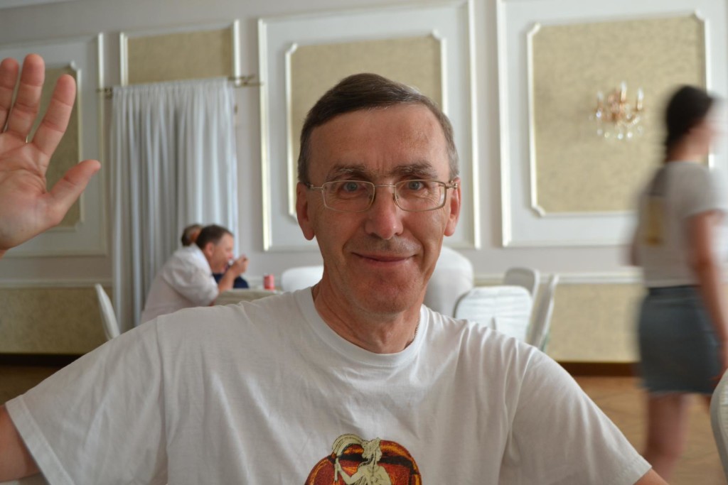 Петров Женя.